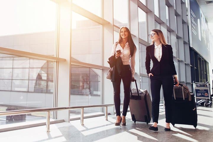 Airport luxury arrival ride by SUV, Sedan, Minibus or Limousine