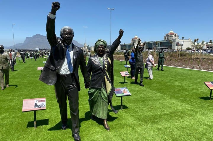 Robben Island Boat Ticket & Mandela Long Walk To Freedom Tour With Hotel Pick Up