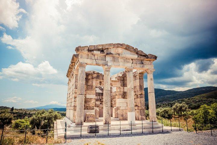 Delphi, Arachova & Hosios Loukas Full Day Private Tour
