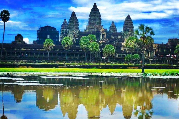 2 Day Temple Tour + Tonle Sap lake + Banteay Srie temple