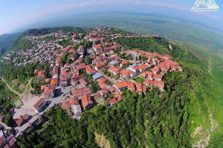 Kakheti Wine Tour from Tbilisi: Sighnaghi, Bodbe &7 Wine Tastings