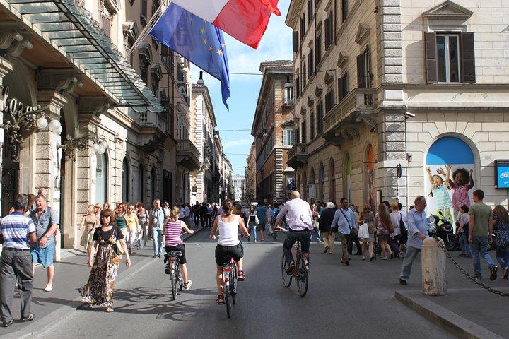 Rome Highlights Bike Tour 3 Hour City Cycling Experience