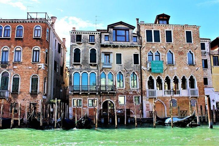 Private Cruise: Venice Viewed by the water