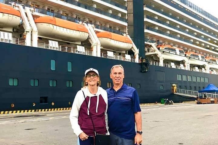 Shore Excursion: Hue City,Royal King Tomb,Perfume River:CHAN MAY or TIEN SA Port