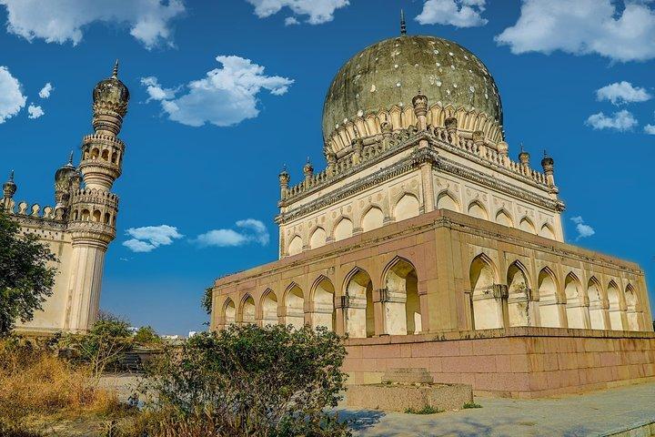 Full day tour of Hyderabad with Golconda Fort