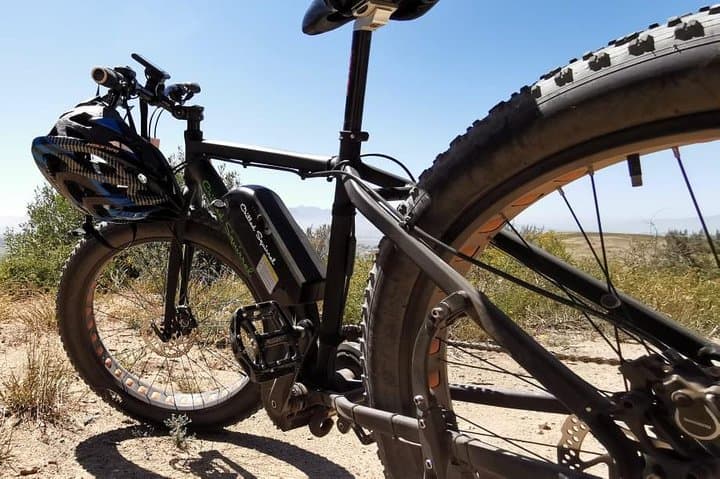 Cape Town: E-bike Wineland tour half-day