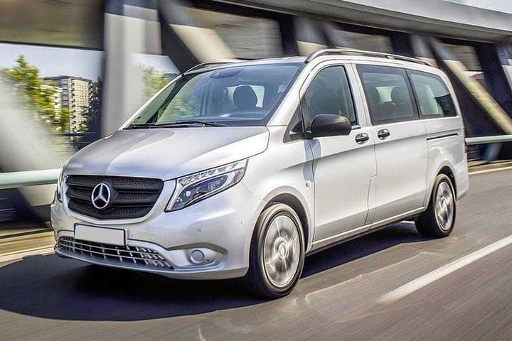 Naples Airport to Pompei Private Transfer Minicab