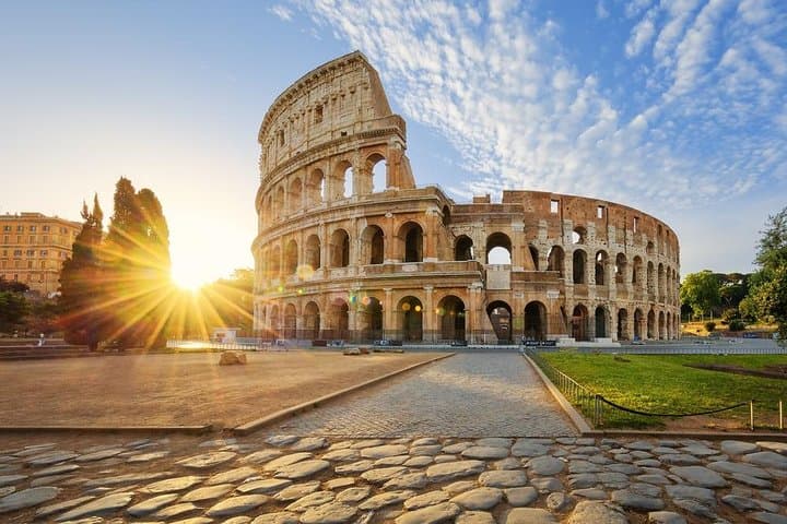 Colosseum Small Group Experience Official Guided Tour