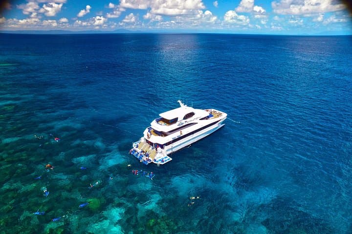 Great Barrier Reef Cruise - Gold Class VIP Lounge Package