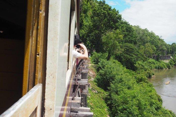 PRIVATE TOUR : Kanchanaburi Death Railway or Burma Railway