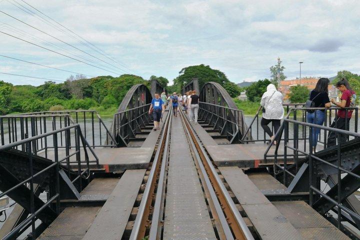 PRIVATE TOUR : Kanchanaburi Death Railway or Burma Railway