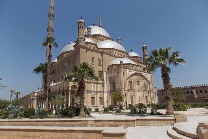 Cairo day tour to old Egyptian Museum Citadel and Old Cairo