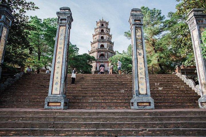 Chan May Port to Hue, Hoi An or Golden Hand Bridge of Bana Hills