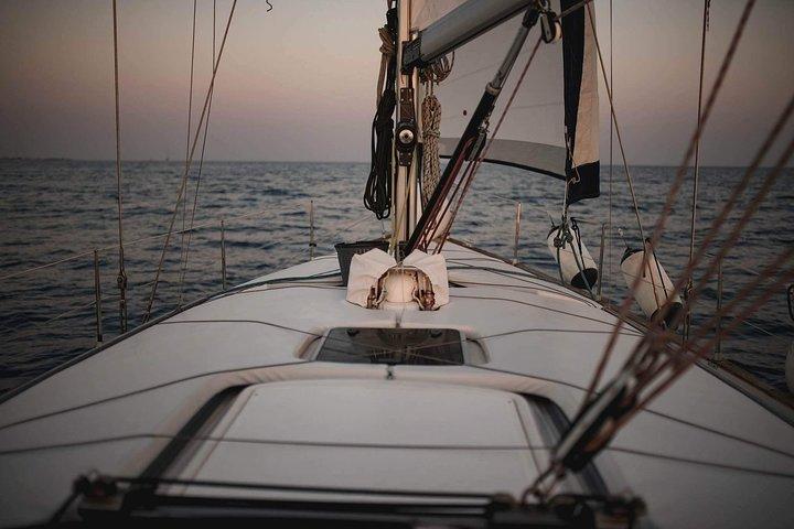 Santorini Private Sunset Sailing Tour with Dinner, Drinks &Transfer included
