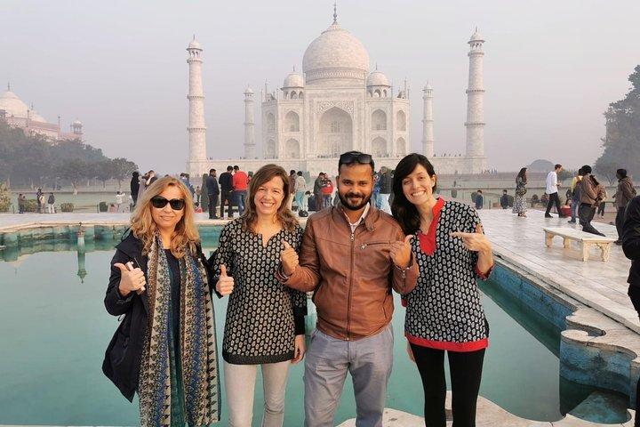 Agra Car tours