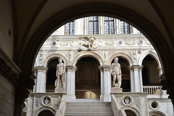 Skip the Line Venice Doge's Palace and St. Mark's Basilica Tour