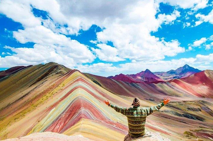 Excursión to Rainbow Mountain with Coca Ceremony | Prívate Tour |