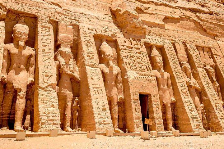 4 days Nile cruise luxor,Aswan,hot air balloon&abu simbel & train from Cairo