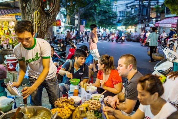 Siem Reap Evening Street foods Tours by Tuk Tuk