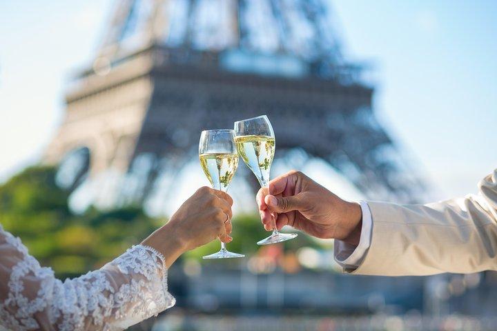 Seine River Guided Cruise Champagne Option by Vedettes de Paris