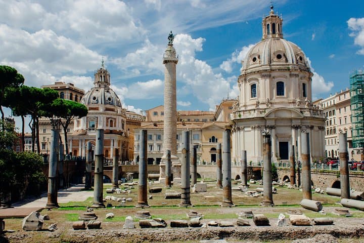 Colosseum, Arena, Roman Forum & Palatine Hill with AudioGuide
