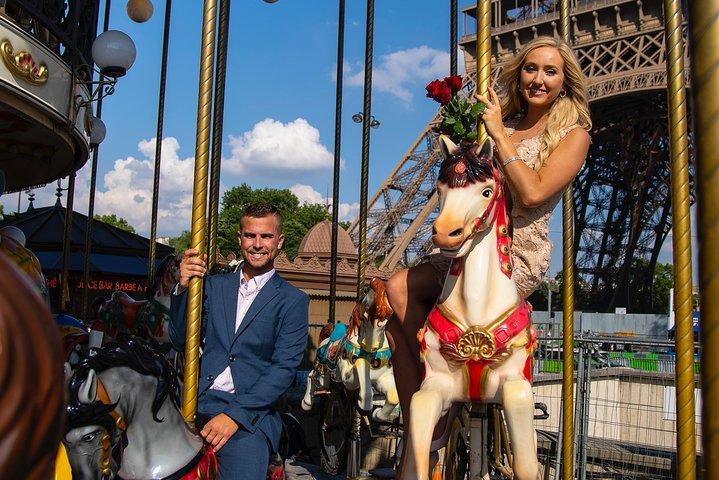 Proposal in Paris at the Eiffel Tower with Photoshoot & Video