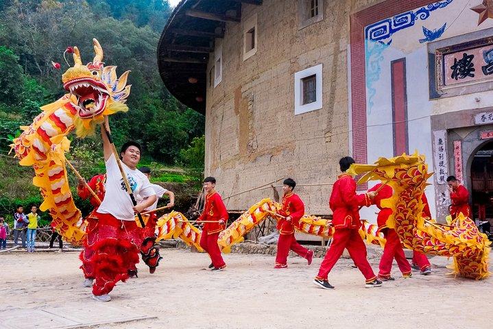 Combo: Overnight in Hakka Tulou plus 2-way transfers from Xiamen