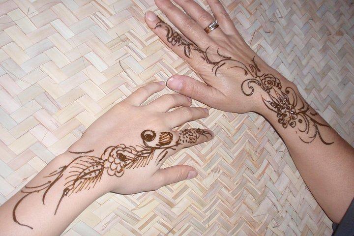 Dubai Desert Excursions with BBQ Dinner & Live Entertainment