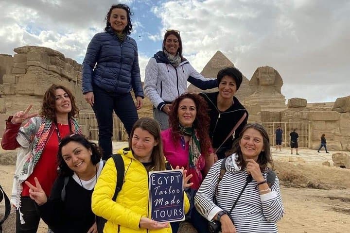 All Inclusive: Day Tour to Giza Pyramids, Saqqara and Dahshur