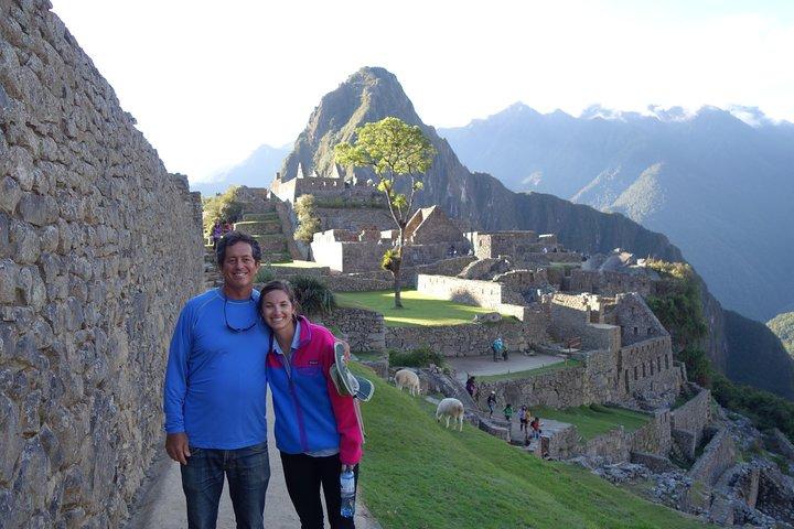 Machu Picchu Private Tour from Aguas Calientes (Tickets included)