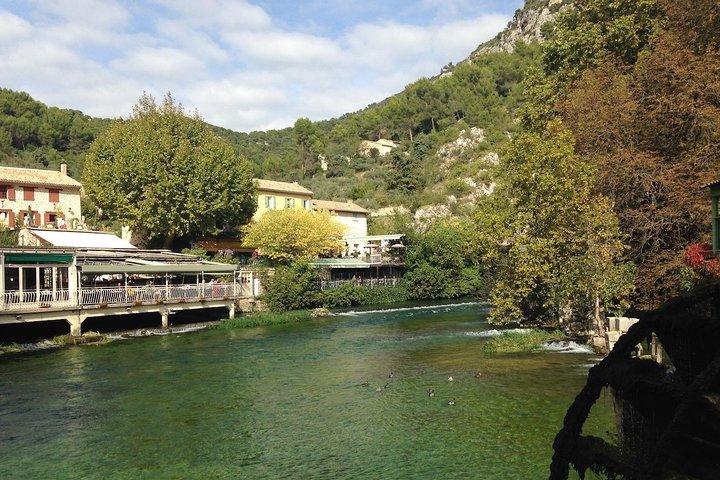 Picturesque Luberon - From MARSEILLE