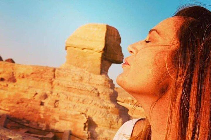 Half Day To Pyramids of Giza complex Sharing Group Tour