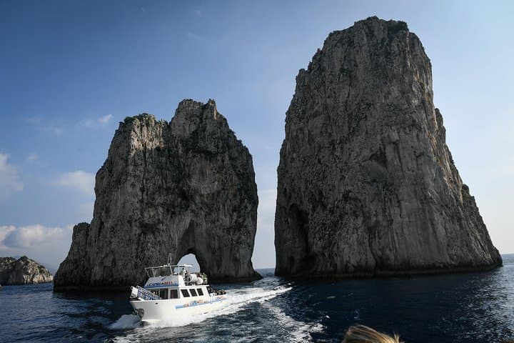 Capri Mini Cruise and City Sightseeing Day Trip from Naples