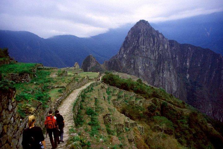 Aventura en el Camino Inca 4días con 03 noches