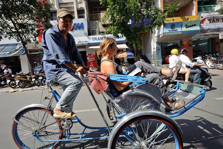 Ho Chi Minh City Shore Excursion: Private City Tour Including Cyclo Ride