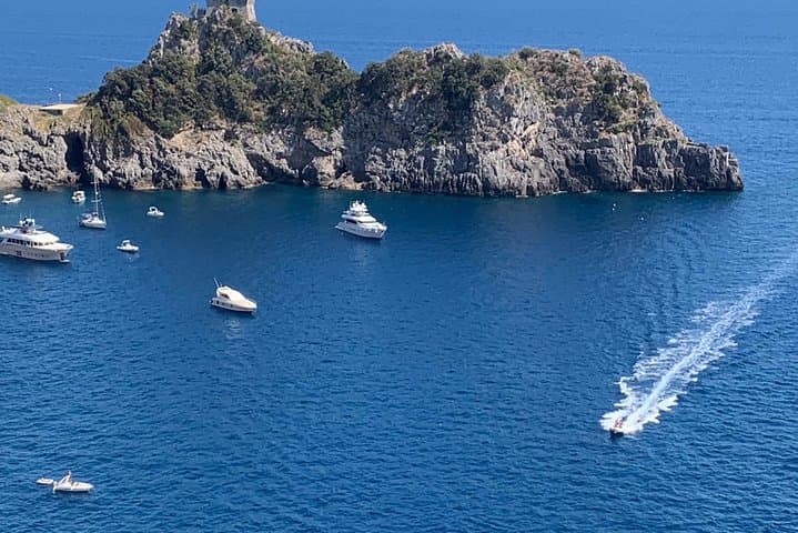 Private Driver Naples to Positano with Pompeii Stop