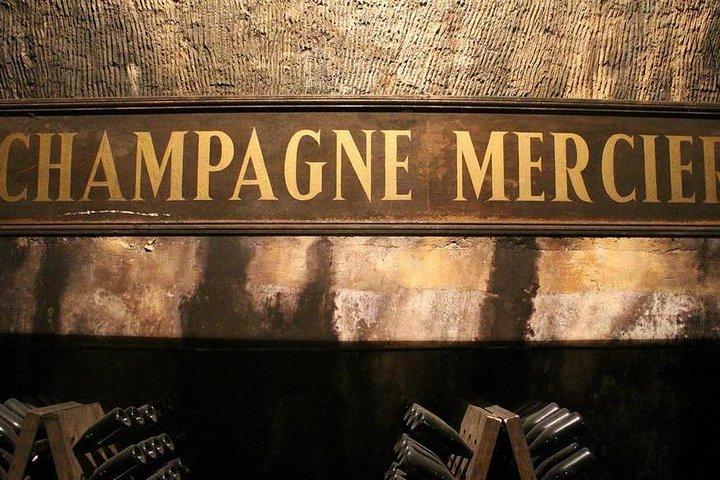 Private 10-hour round transfer to Champagne Epernay from Paris. Best offer!