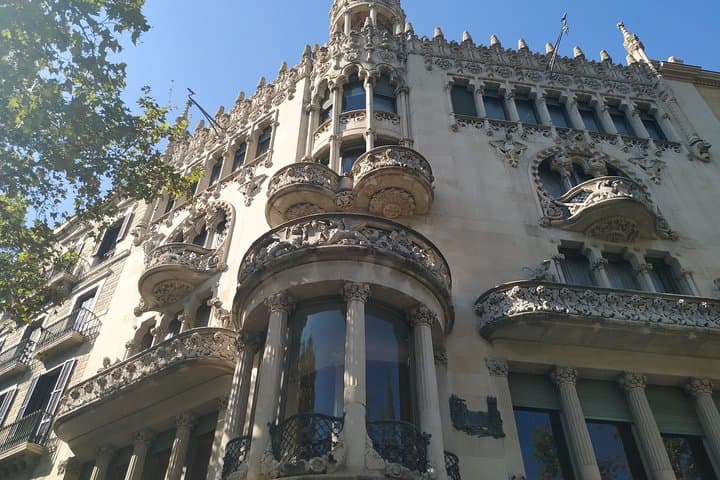 The Story of Gaudi and Modernism Private Walking Tour