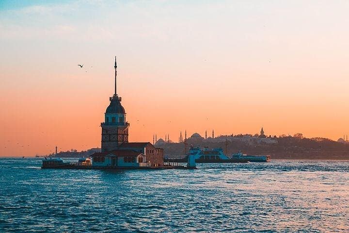 Bosphorus Cruise with unlimited alcohol
