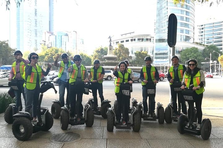 Mexico City Segway Tour: Reforma Avenue