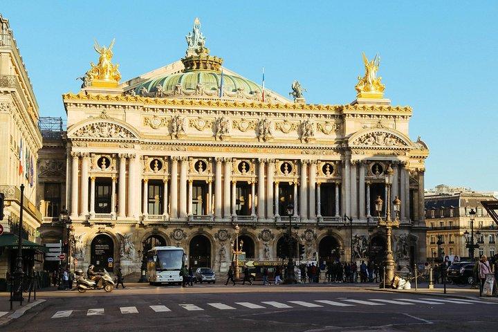 The Beauty of Paris by Bike: Private Tour