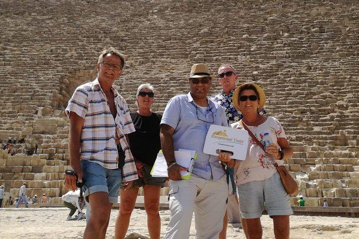 8-Hour Private Tour to Giza Pyramids, Memphis and Sakkara