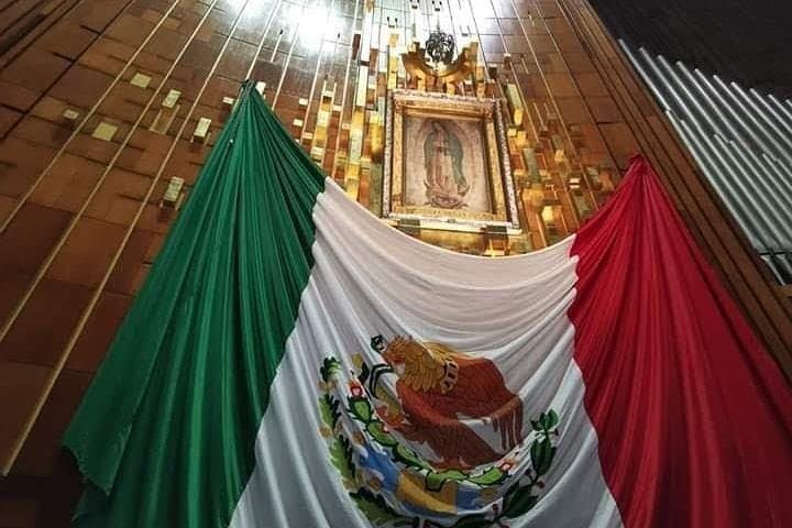 Group reduced to Pyramids of Teotihuacan and Basilica of Guadalupe