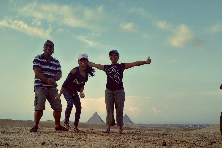 Day Tour in Giza Pyramids & Sphinx