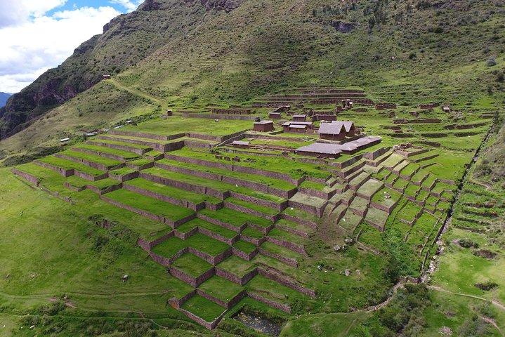 Huchuy Qosqo Trek to Machu Picchu 2 Days Tour