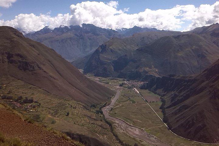 Huchuy Qosqo Trek to Machu Picchu 2 Days Tour