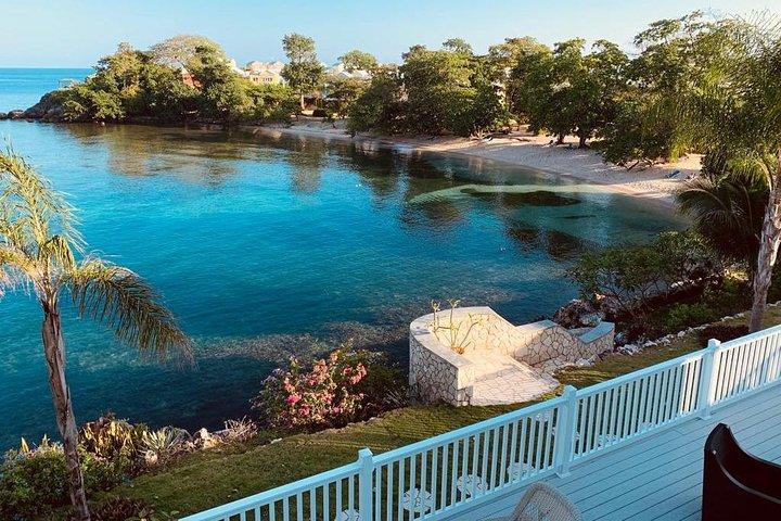 Private Montego Bay Airport Transfer to Negril