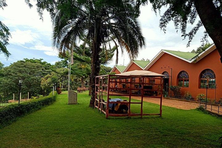 4 Days,3 Nights Group Joining Lodge Safari To Serengeti, Ngorongoro and Manyara