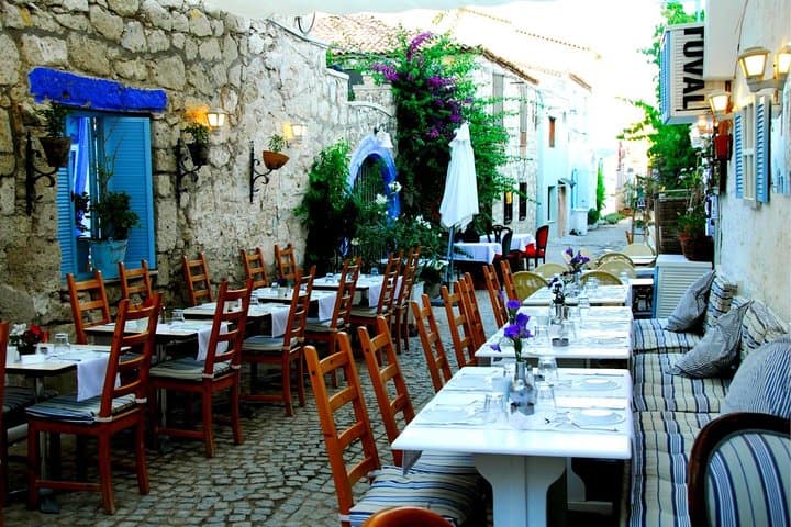 Cesme-Alacati Tour from Izmir