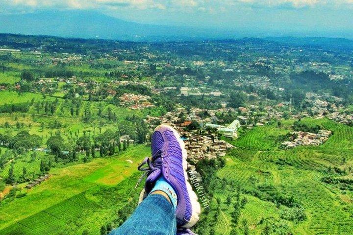 One Day Trip : Bogor Highland Waterfall Tour With Lunch